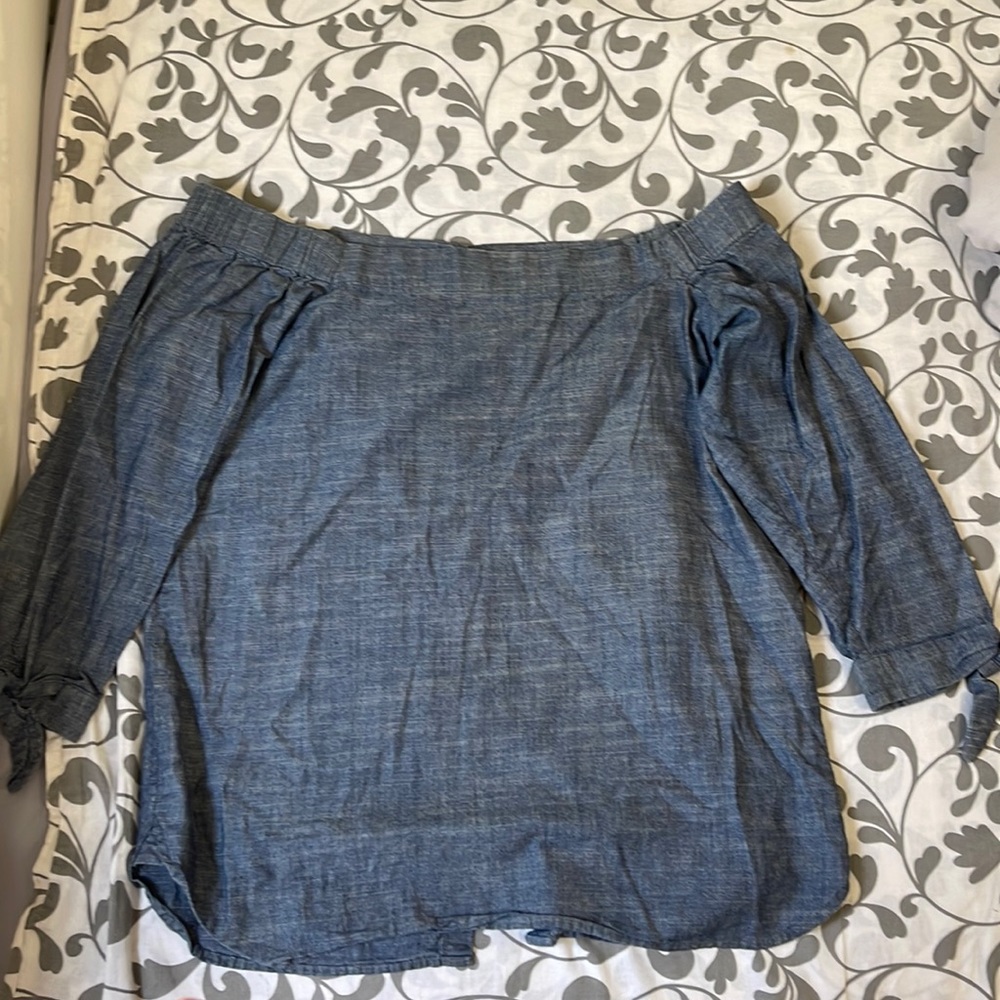 Off the shoulder Banana Republic denim shirt